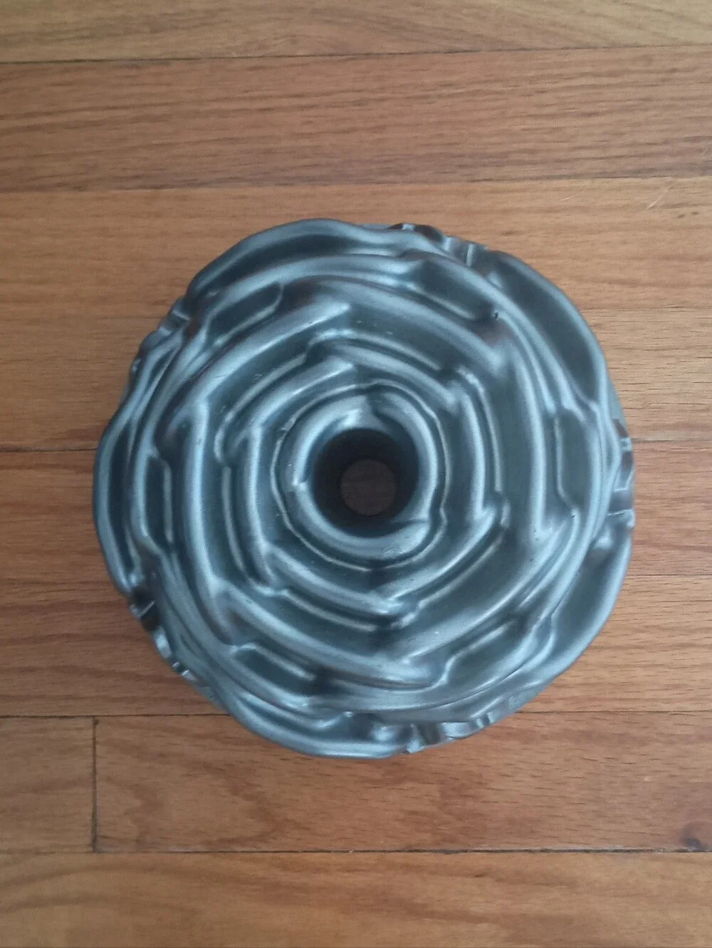 Nordic Ware Rose Bundt Pan Platinum Collection Heavy Cast Aluminum Made in USA